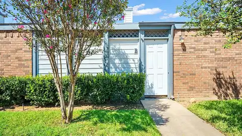 Bellaire Drive, Hurst, TX 76053