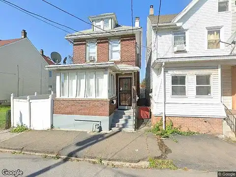 Vine, HAZLETON, PA 18201