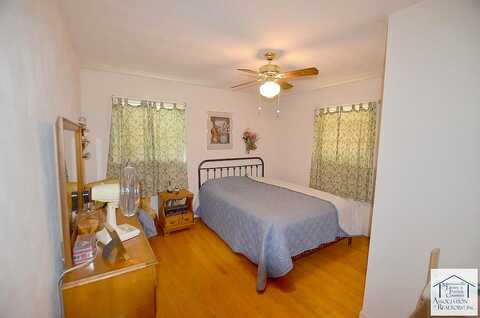 Mountain View, STUART, VA 24171