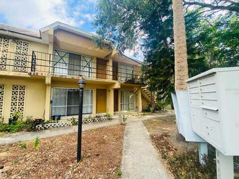 305 E DAKIN AVENUE, KISSIMMEE, FL 34741