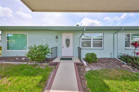 404 FULHAM COURT, SUN CITY CENTER, FL 33573
