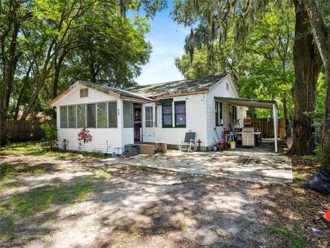 428 HALL STREET, WILDWOOD, FL 34785