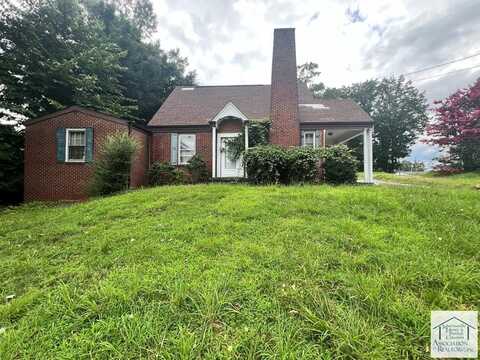 1109 Chatham Heights Rd, Martinsville, VA 24112