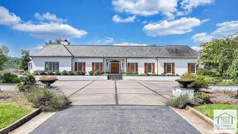 100 Hunters Green Dr, Stanleytown, VA 24168