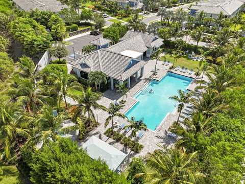 2567 SEYCHELLES DR unit: 207, Naples, FL 34112