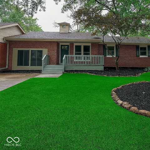 940 S Westchester Park Drive, Yorktown, IN 47396