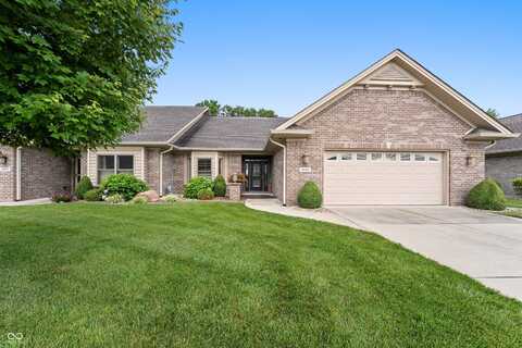 4040 Naples Drive, Columbus, IN 47203