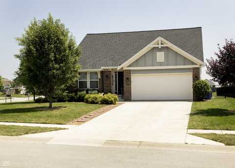 6245 N Woodbury Drive, McCordsville, IN 46055