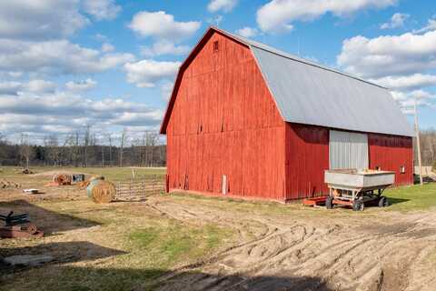680 W Stewart, Midland, MI 48640