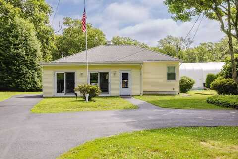 380 Crandall Rd, Tiverton, RI 02878