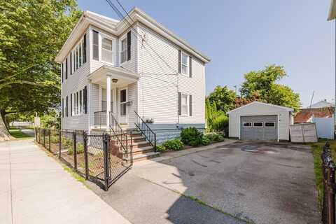 1004 Slade St, Fall River, MA 02724