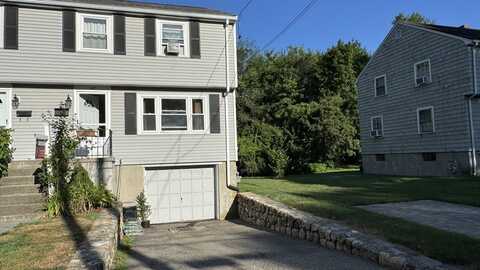 147 Maple St, Needham, MA 02492