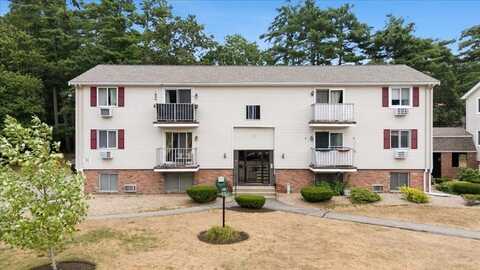 10 Royal Dane Dr, Marshfield, MA 02050