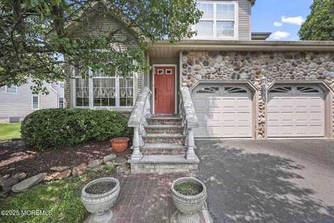 28 Brent Drive, Howell, NJ 07731