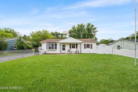 398 Chamberlain Street, Toms River, NJ 08757