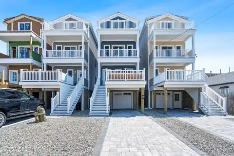 55 Sampson Avenue, Seaside Heights, NJ 08751