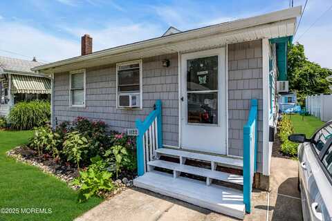 1822 Pine Terrace, Lake Como, NJ 07719