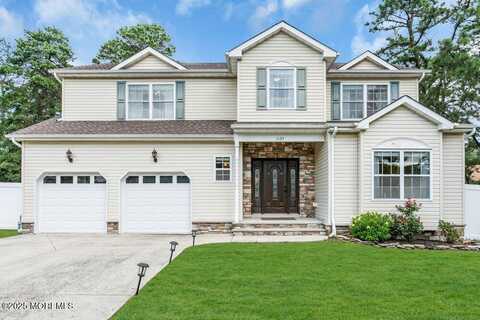 1125 Englemere Boulevard, Toms River, NJ 08757