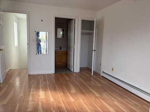 13273 Maple Avenue, Flushing, NY 11355