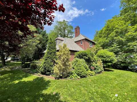 8177 Utopia Parkway, Jamaica, NY 11432