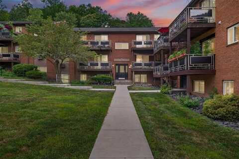 40 Tanager Road, Monroe, NY 10950
