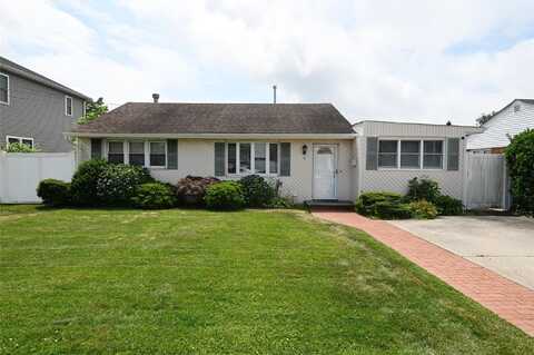 76 Conneticut Avenue, Massapequa, NY 11758