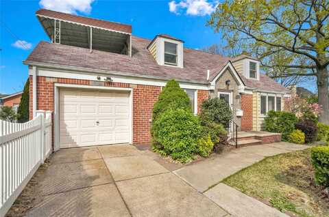 620 150th Street, Whitestone, NY 11357