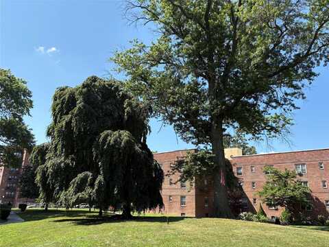 147-31 38th Avenue, Flushing, NY 11354