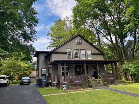 7 Oakland Court, Warwick, NY 10990