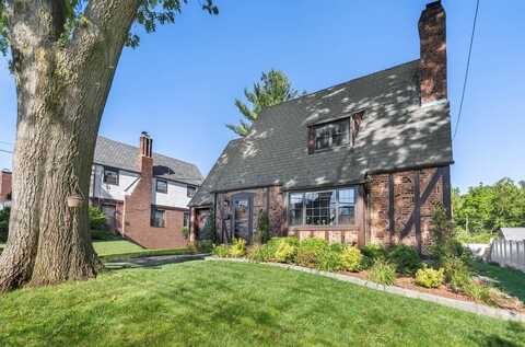 140 Park Drive, Eastchester, NY 10709
