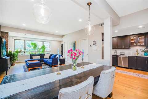 46 Bay St Landing, Staten Island, NY 10301