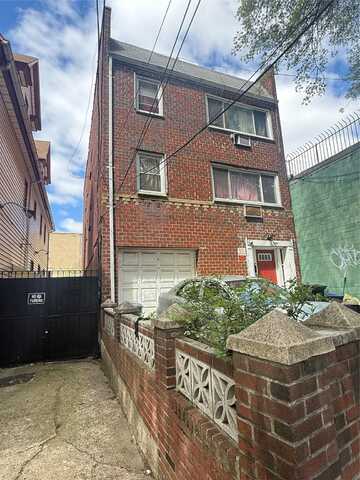 40-06 95 Street, Elmhurst, NY 11373