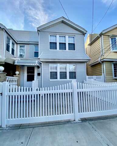 undefined, Middle Village, NY 11379