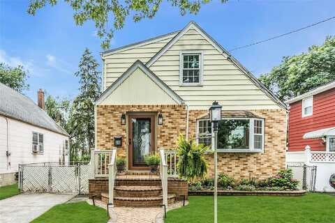 20 Spring Garden Street, Valley Stream, NY 11580