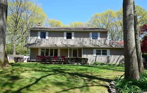 29 Sunhill Road, Nesconset, NY 11767