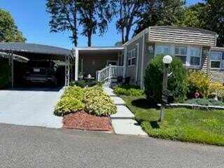1661-291 OLD COUNTRY, Riverhead, NY 11901