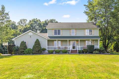 395 Toleman Road, Rock Tavern, NY 12575