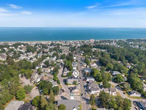 88 Union Avenue, Old Orchard Beach, ME 04064