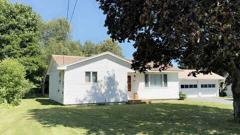 55 Fort Street, Mars Hill, ME 04758