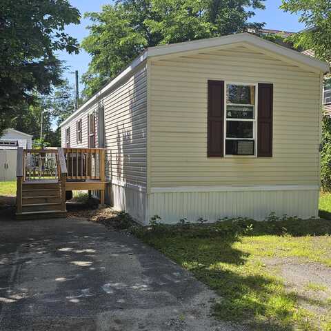 10 Arlene Lane, Windham, ME 04062