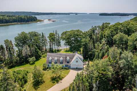 426 Ferry Road, Islesboro, ME 04848