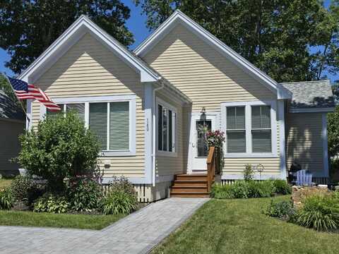 1 Old County Road, Wells, ME 04090