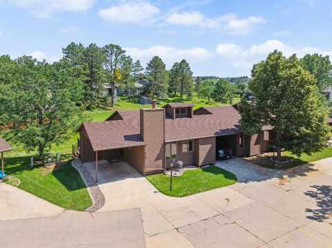 4902 Stoney Brook Court, Rapid City, SD 57702