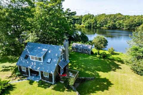420 Lamberts Cove Road, West Tisbury, MA 02575
