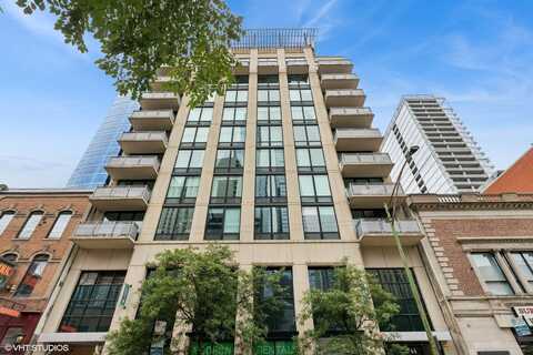 744 N Clark Street, Chicago, IL 60654