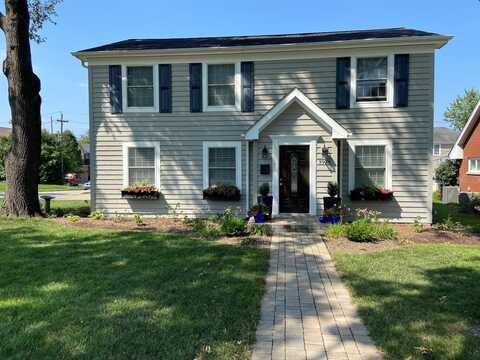 3976 Western Avenue, Western Springs, IL 60558