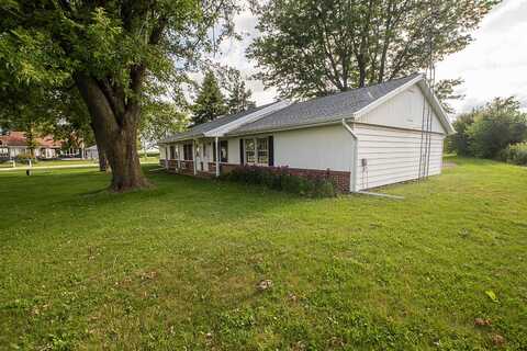 924 Mekeel Road, Dixon, IL 61021