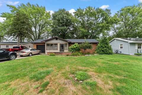 807 Center Street, Mahomet, IL 61853