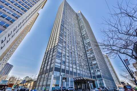 655 W IRVING PARK Road, Chicago, IL 60613