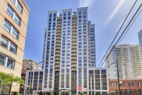 435 W Erie Street, Chicago, IL 60654